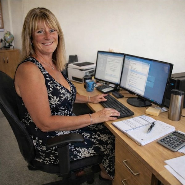 Ange-desk